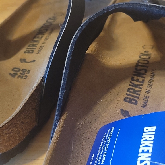 Black Ladies Birkenstock Sandals - Picture 2 of 6